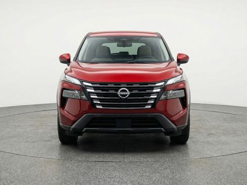 Used 2025 Nissan Rogue SV AWD/4WD image 2