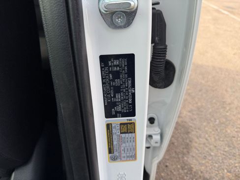 Used 2025 Kia Soul LX w/ LX Technology Package image 27