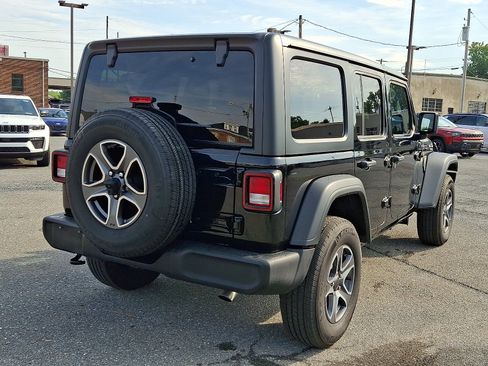 Used 2023 Jeep Wrangler Unlimited Sport AWD/4WD image 6
