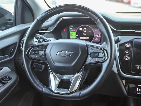 Used 2022 Chevrolet Bolt EUV Premier w/ Launch Edition image 16
