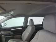 Used 2018 Toyota Highlander Plus FWD image 15