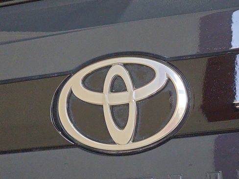 Certified 2025 Toyota Grand Highlander XLE image 10