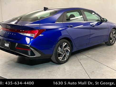 Used 2025 Hyundai Elantra SEL image 5