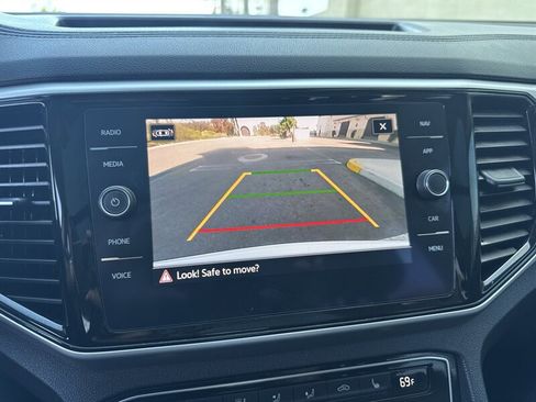 Used 2021 Volkswagen Atlas SEL image 22