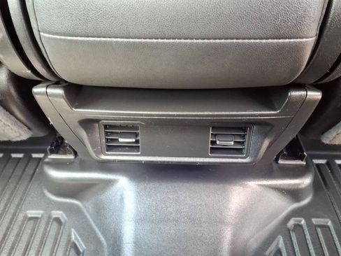 Used 2021 GMC Sierra 1500 2WD Double Cab image 14