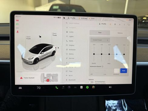 Used 2023 Tesla Model 3 Standard Range RWD image 16