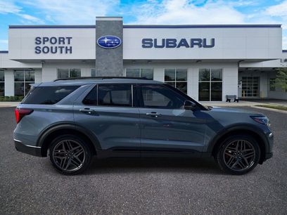 Used 2025 Ford Explorer ST