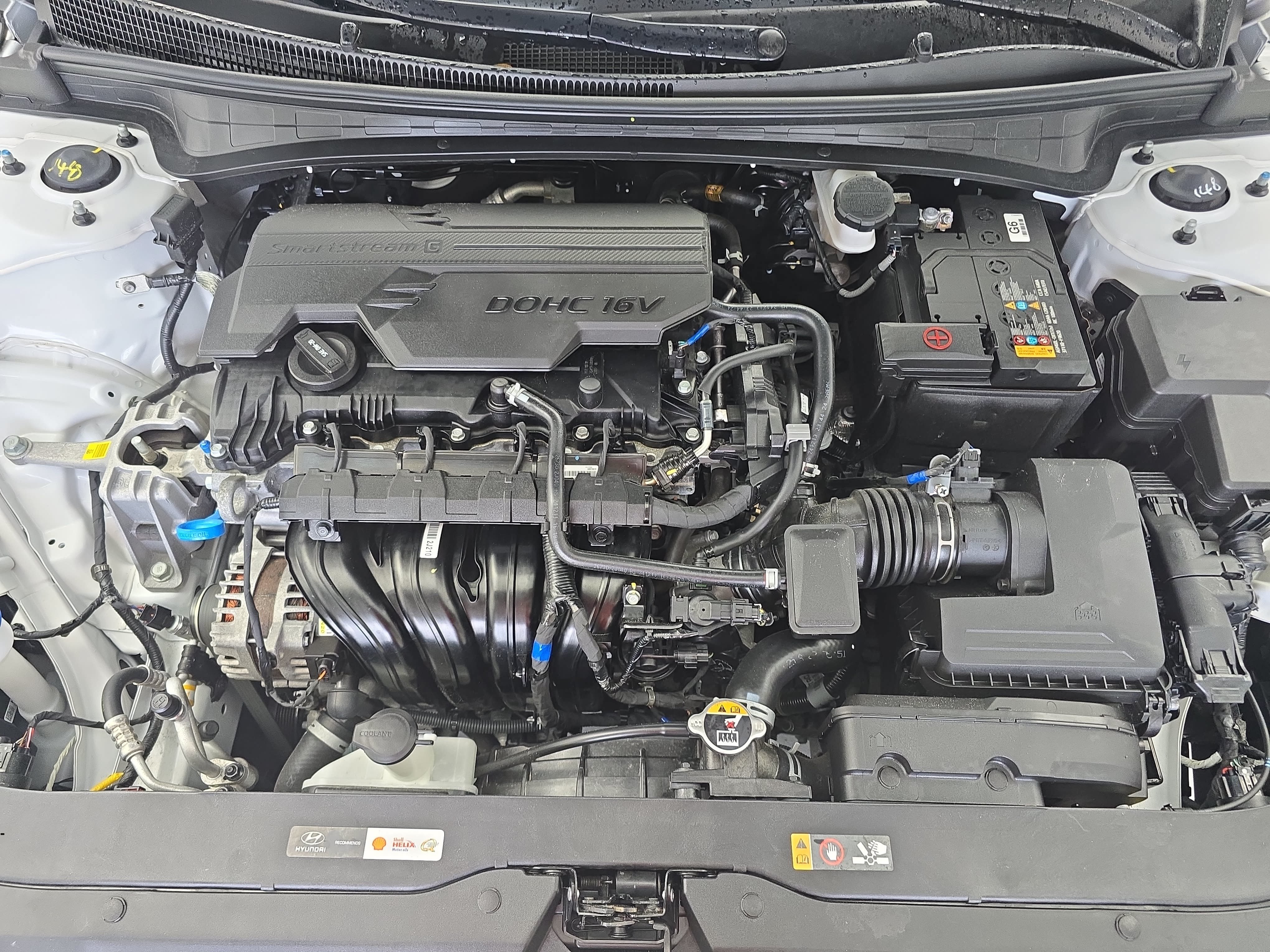 Used 2025 Hyundai Elantra Limited FWD image 30