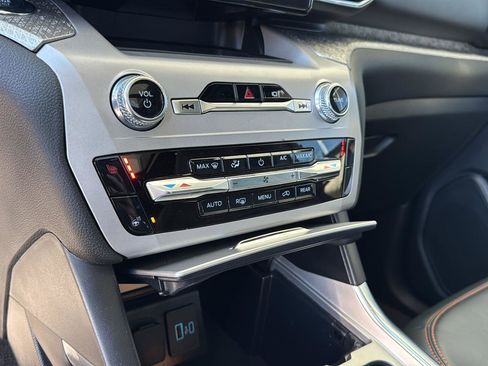 Used 2023 Ford Explorer Timberline image 22