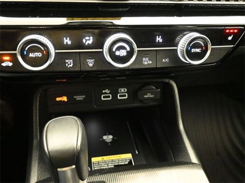 Certified 2024 Honda Civic Touring image 22