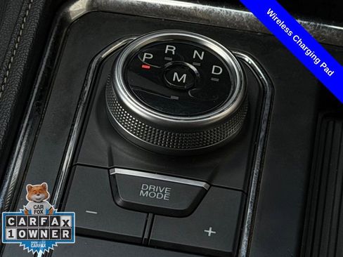 Used 2024 Ford Expedition Max XLT image 19