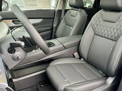 New 2026 Nissan Murano Platinum AWD/4WD image 24