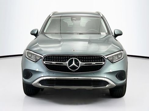 Used 2026 Mercedes-Benz GLC 300 image 2