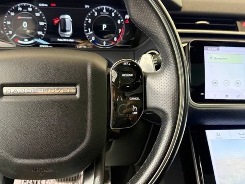 Used 2018 Land Rover Range Rover Velar R-Dynamic SE AWD/4WD image 41