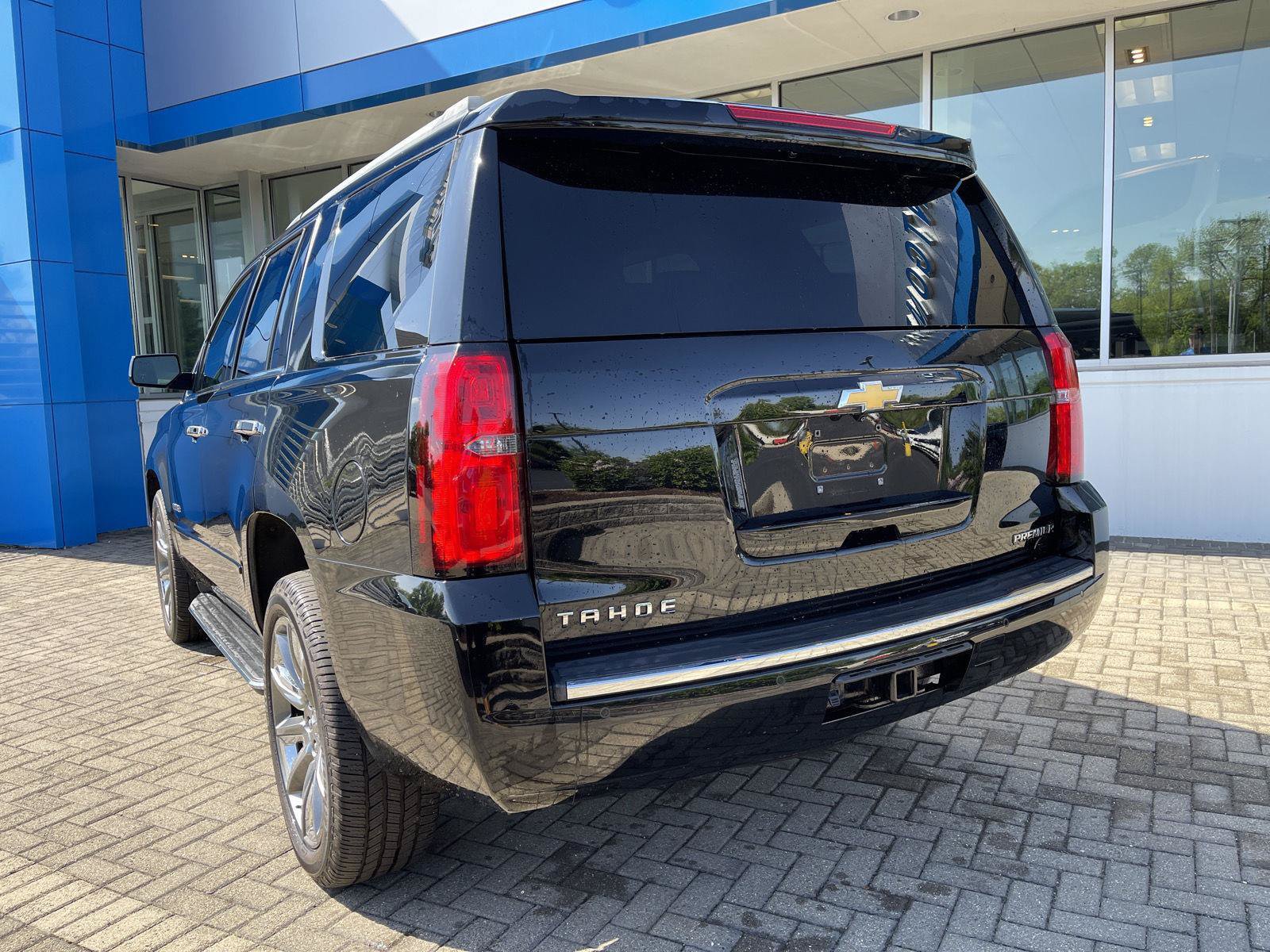 Used 2020 Chevrolet Tahoe Premier AWD/4WD image 3