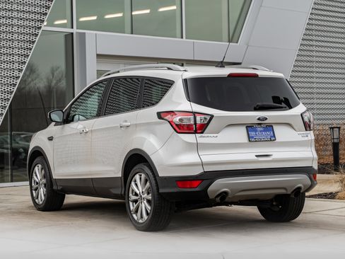 Used 2018 Ford Escape Titanium w/ Ford Safe & Smart Package image 5