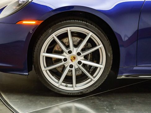 Used 2024 Porsche 911 Carrera S image 10