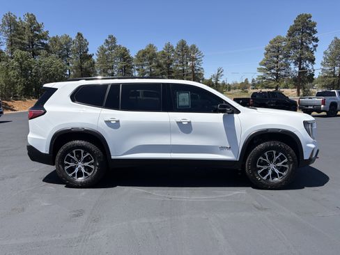 Used 2024 GMC Acadia AT4 w/ Super Cruise Package AWD/4WD image 7