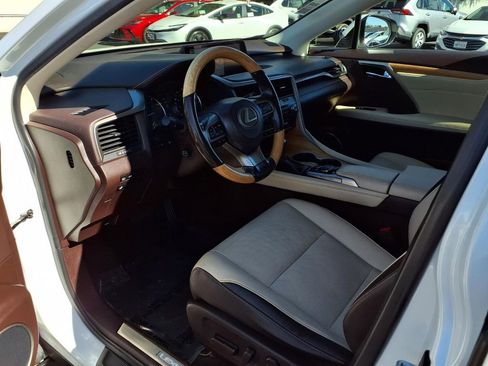 Used 2019 Lexus RX 350L FWD image 14