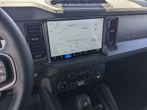 Used 2026 Ford Bronco Raptor AWD/4WD image 12