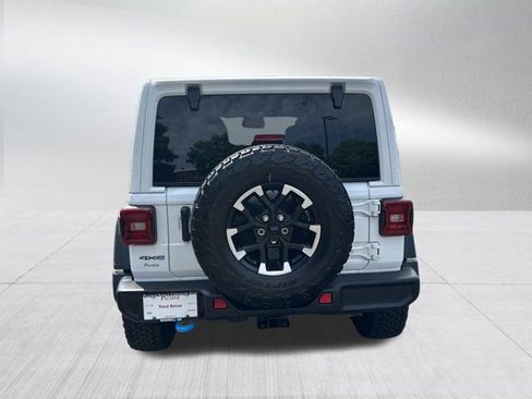 Certified 2025 Jeep Wrangler Unlimited Rubicon 4xe w/ Convenience Group AWD/4WD image 6