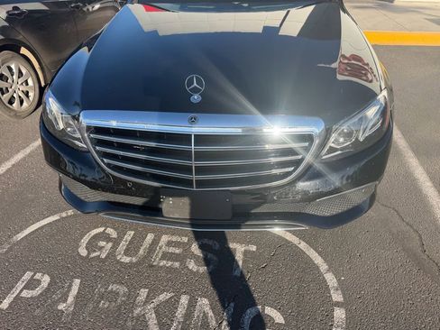 Used 2018 Mercedes-Benz E 300 4MATIC image 3