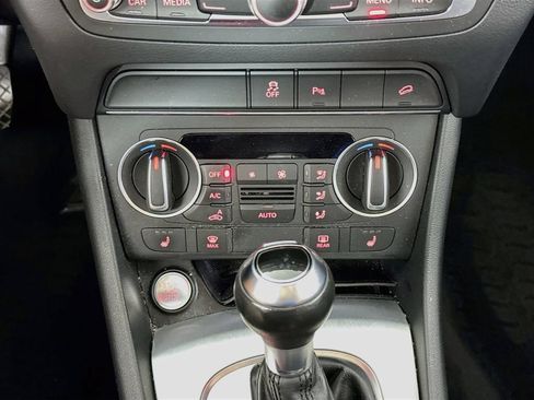 Used 2018 Audi Q3 2.0T Premium AWD/4WD image 15