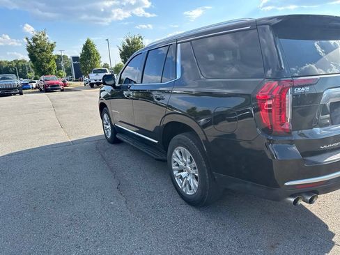 Used 2024 GMC Yukon Denali w/ Advanced Technology Package AWD/4WD image 11