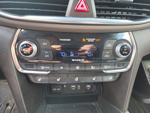 Used 2019 Hyundai Santa Fe AWD image 7