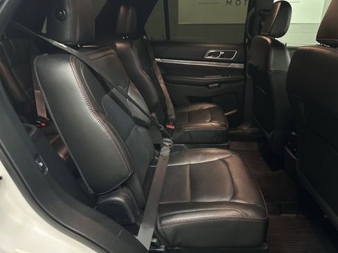 Used 2018 Ford Explorer Sport w/ Equipment Group 401A image 21