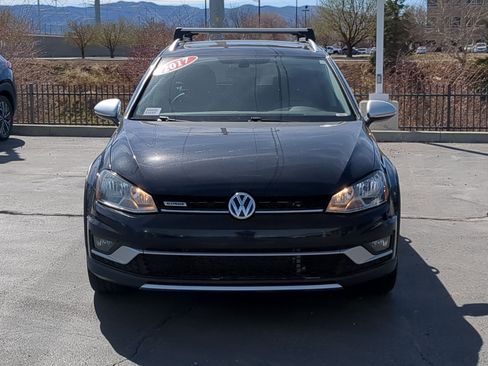 Used 2017 Volkswagen Golf Alltrack SEL image 8