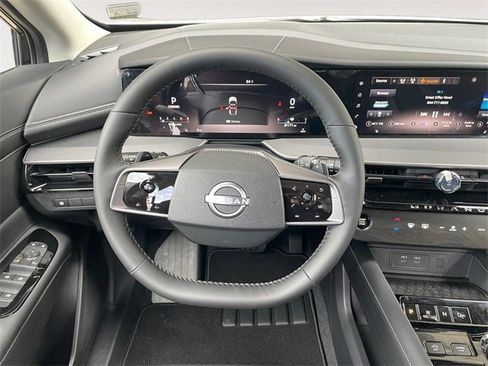 New 2025 Nissan Murano SV image 12