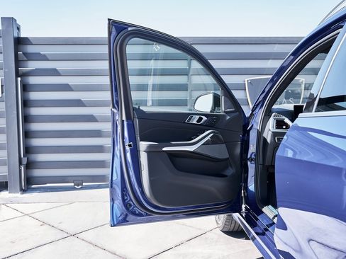 Used 2026 BMW ALPINA XB7 ALPINA XB7 image 33