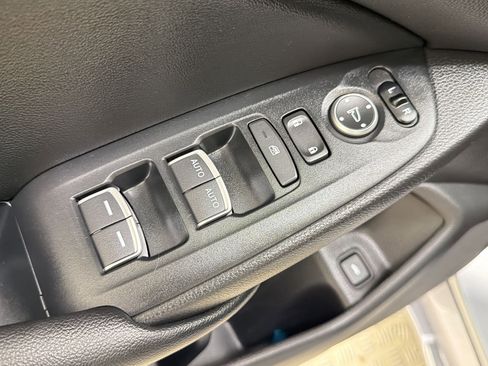 Used 2019 Honda Accord EX image 24