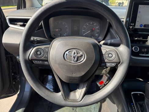 Used 2024 Toyota Corolla LE FWD image 12