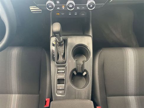 Certified 2025 Honda Civic Sport image 32
