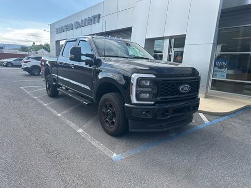 Used 2024 Ford F250 XL w/ STX Appearance Package AWD/4WD image 3