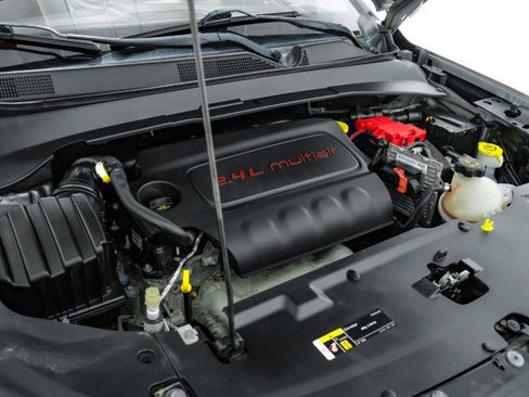 Used 2021 Jeep Compass Latitude AWD/4WD image 45