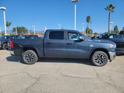 New 2026 RAM 1500 Laramie AWD/4WD image 3