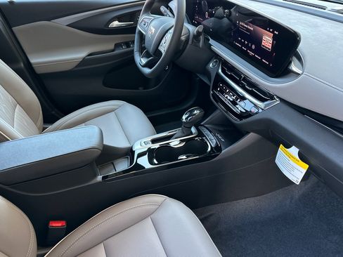 New 2026 Buick Envista Avenir image 15
