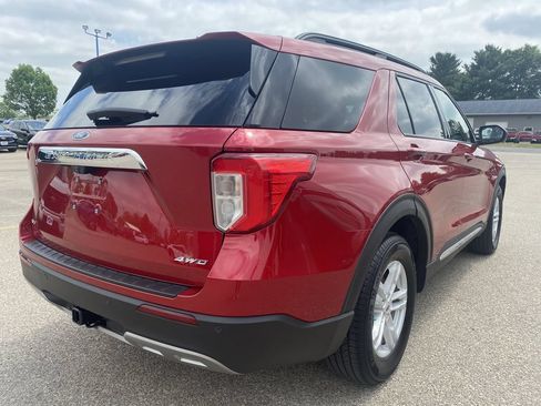 Used 2021 Ford Explorer XLT w/ Equipment Group 202A AWD/4WD image 7