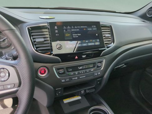 Certified 2023 Honda Passport TrailSport image 13