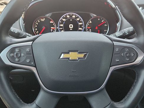 Used 2023 Chevrolet Traverse High Country AWD/4WD image 12