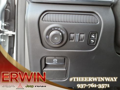 Certified 2024 Jeep Grand Wagoneer L Series II w/ Quick Order Packagew 28T AWD/4WD image 15