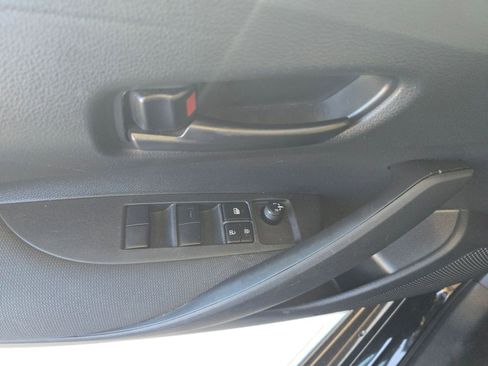 Used 2023 Toyota Corolla LE image 22