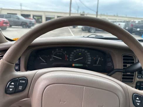 Used 1998 Buick Park Avenue FWD image 9