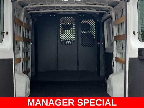 Used 2025 RAM ProMaster 2500 w/ U-Haul Equipment Group FWD image 12