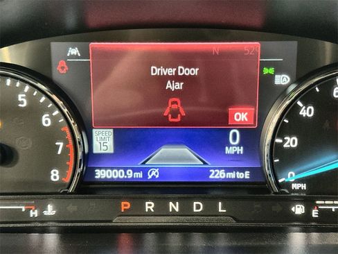 Used 2022 Ford Explorer Limited image 18