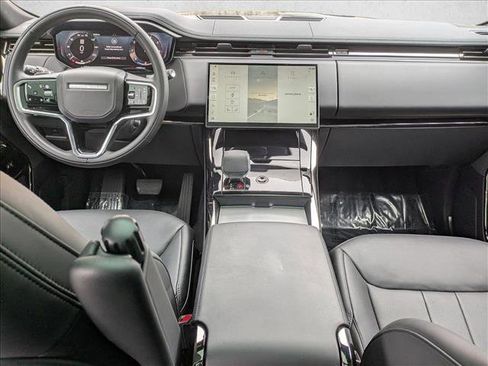 Used 2025 Land Rover Range Rover Sport SE image 19