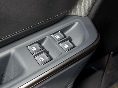 Used 2025 Rivian R1S Adventure AWD/4WD image 6